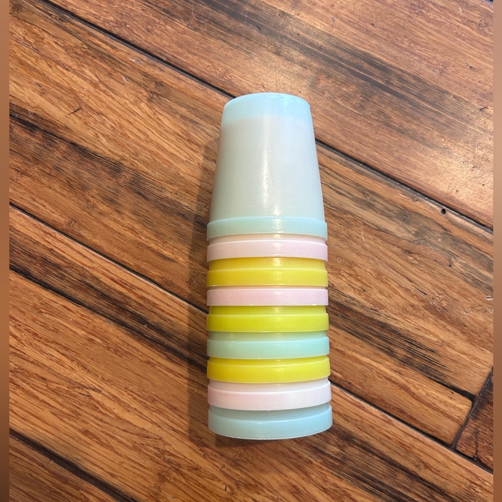 Vintage kids cups. Hard plastic. 3 each: yellow, pink & blue. From early 70’s.